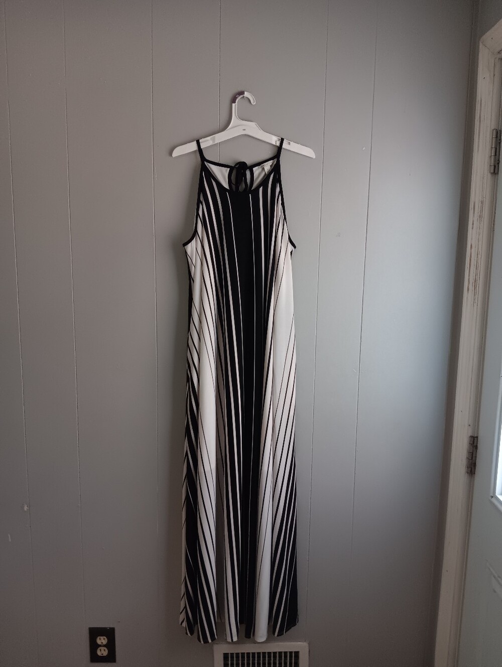 Cato Sleeveless Black and White Striped Maxi Dress Size L
